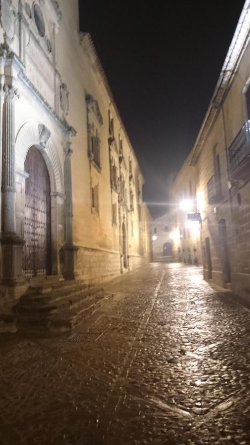 La Casa Del Pintor - Estudio De Arte En Baeza Buitenkant foto